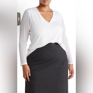 T TAHARI WOMAN White V-Neck Long Illusion Sleeve Top Size 2X and 3X